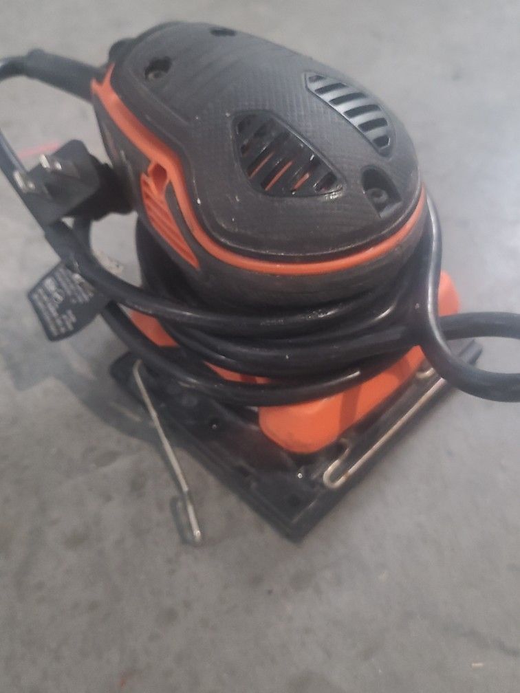Black And Decker Sander