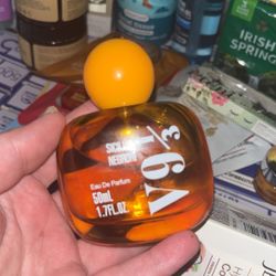 Perfume Smells Amazing 