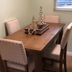 Wood Kitchen Table & Chairs 