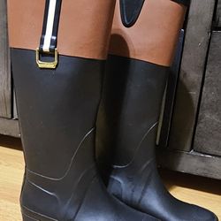 Tommy Hilfiger Viktoria Equestrian Style Rubber Tall Rain Boots. USASize: 6