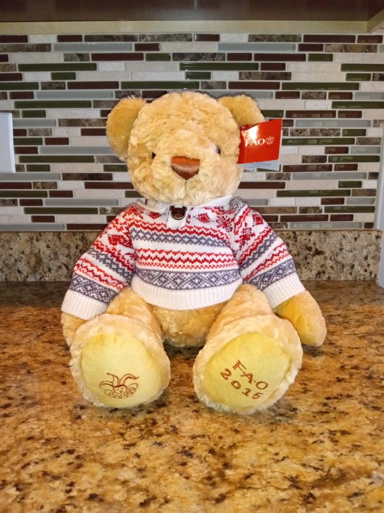 FAO Schwarz 2015 Teddy Bear NWT