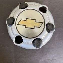 Chevy Silverado OEM 6 Lug Center Caps