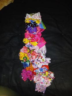 Hola buenas tardes tengo todas estas cosas de venta para si gustan comprar solo me mandan mensaje por favor