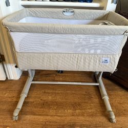 Bedside Attachable Bassinet