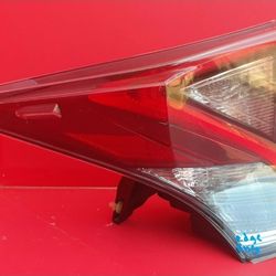 2016 2017 2018 TOYOTA PRIUS LED LEFT DRIVER TAIL LIGHT OEM USED