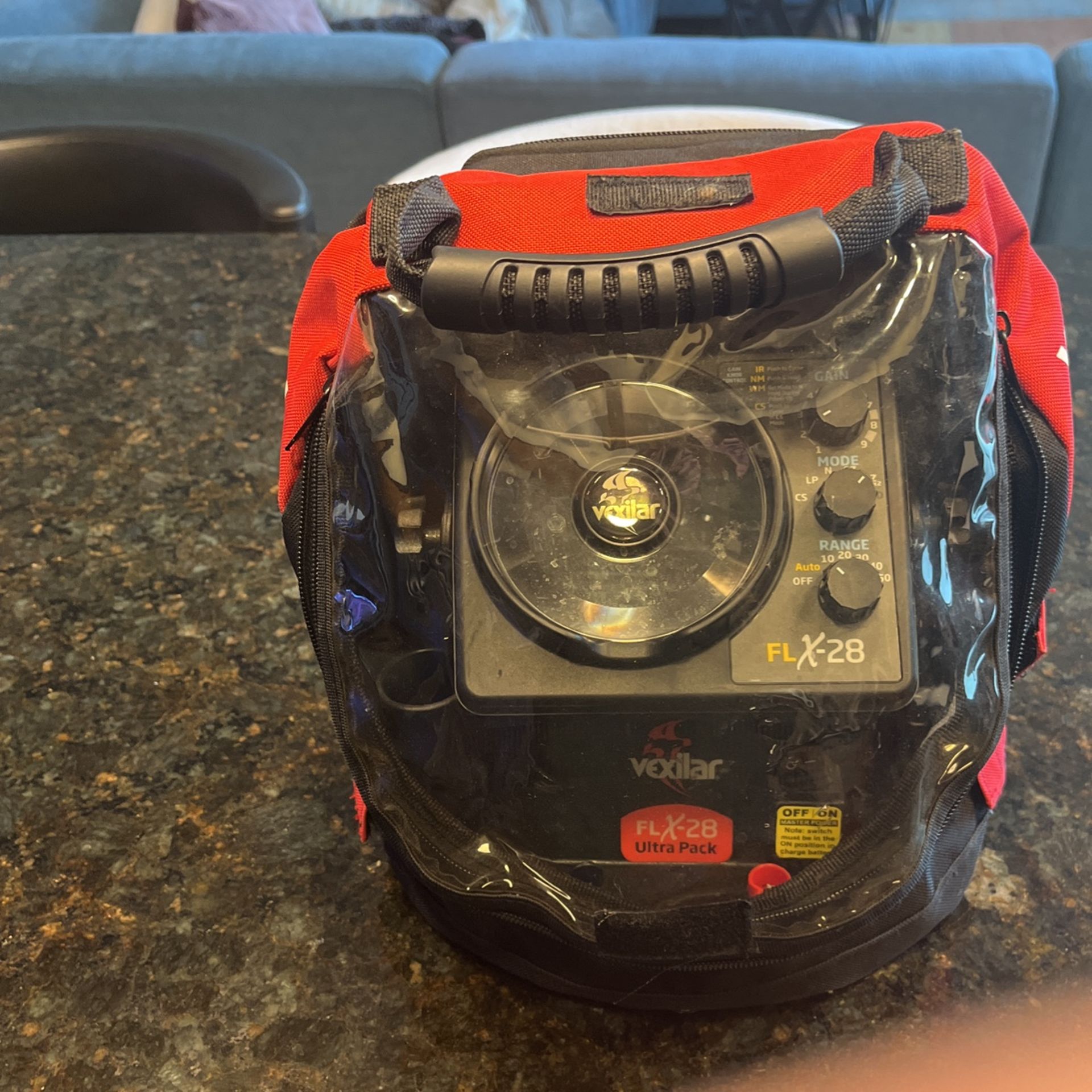 Vexilar FLX-28 Ultra Pack Combo W/Lithium Ion Battery!