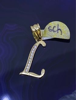 $150 Yellow Gold w Zirconia Letter Initial L Charm Pendant