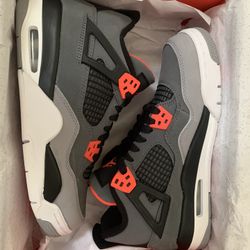 DS Jordan 4 inferred GS size 6y