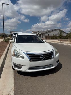 Nissan Altima Sedan White 2015