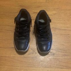 Air Jordan 11 Retro Low '72-10'