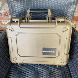 Condition 1 Four Pistol Case