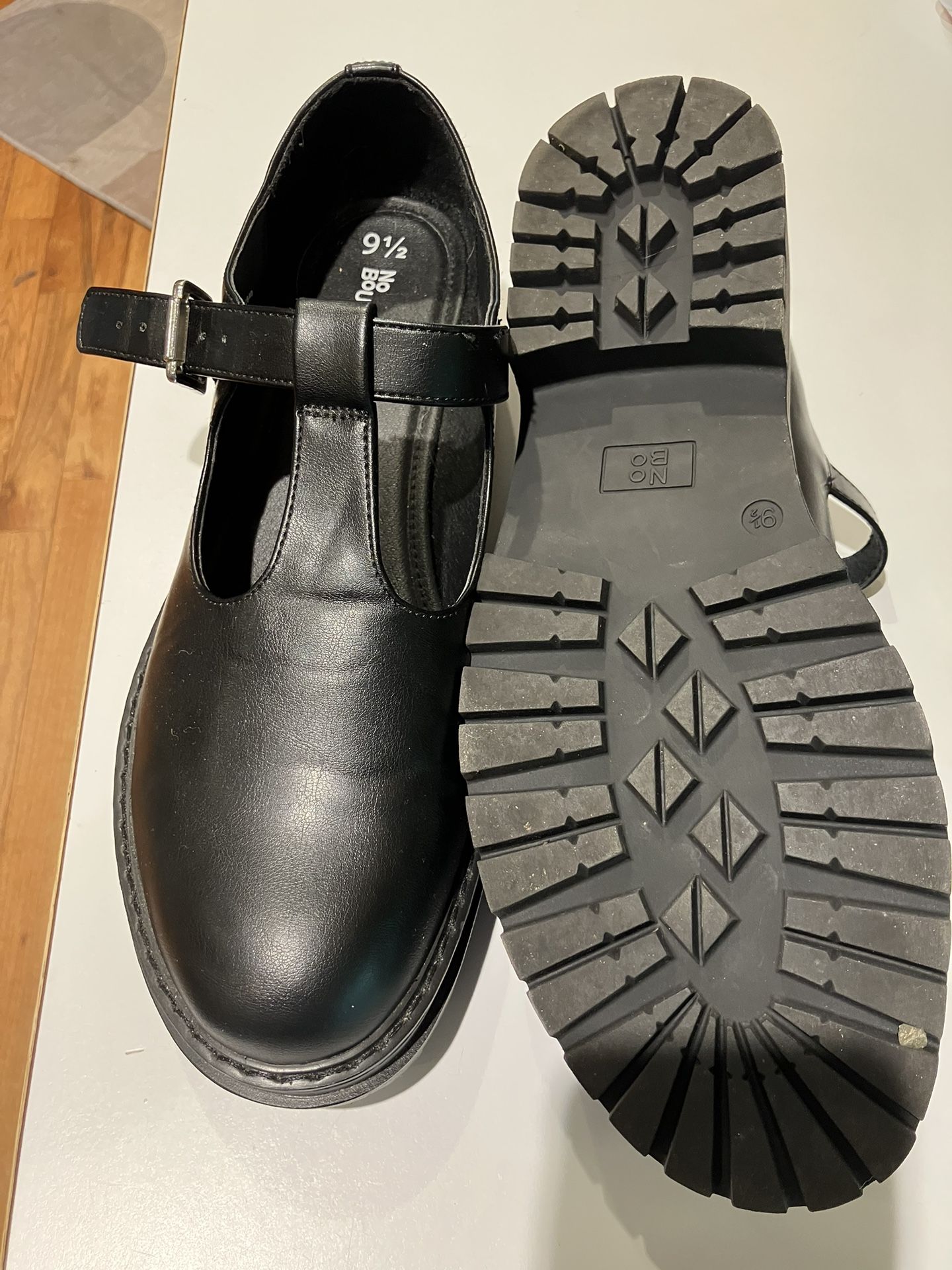 Mary Jane Shoes-brand no Boundaries