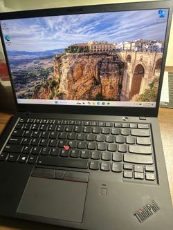Lenovo X1 Carbon Gen 6 i5/512/8 w/ WiFi + Cellular