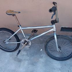 BMX.  REDLINE. 20"tires 