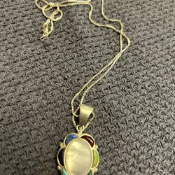 Woman stealing silver 925 necklace beautiful 