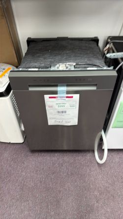 LG 24 in. Stainless Look Front Control Dishwasher with Stainless Steel Tub and SenseClean