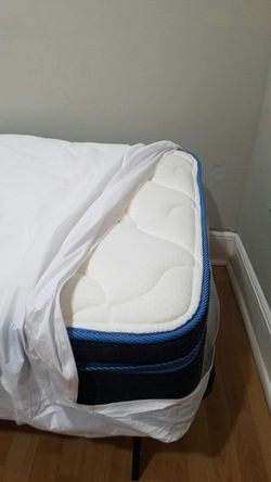 Nearly New Twin Bed Set