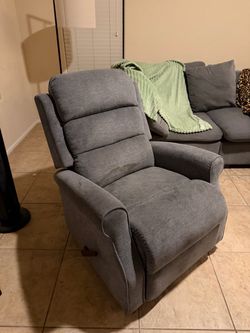 Free gray Recliner