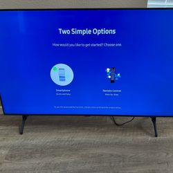 SAMSUNG 50" Class 4K Crystal UHD (2160P) LED Smart TV with HDR UN50TU7000