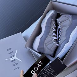 Cool Grey 11s, Size 9