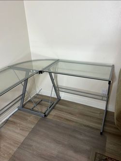 Glass L-Desk