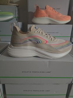 APL SHOES