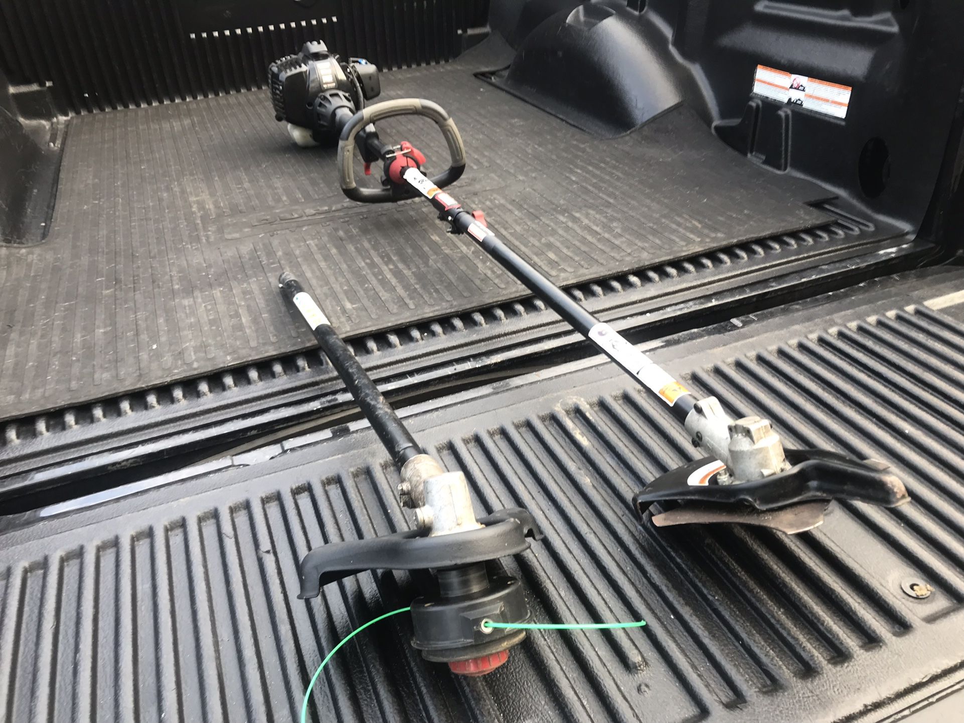 Craftsman String Trimmer / Weedwacker With Brush Cutter Attachment.