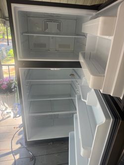 Top-Freezer Refrigerator Dark Exterior