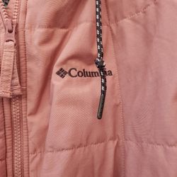 Womens Columbia Coat. Pink Color Size XL