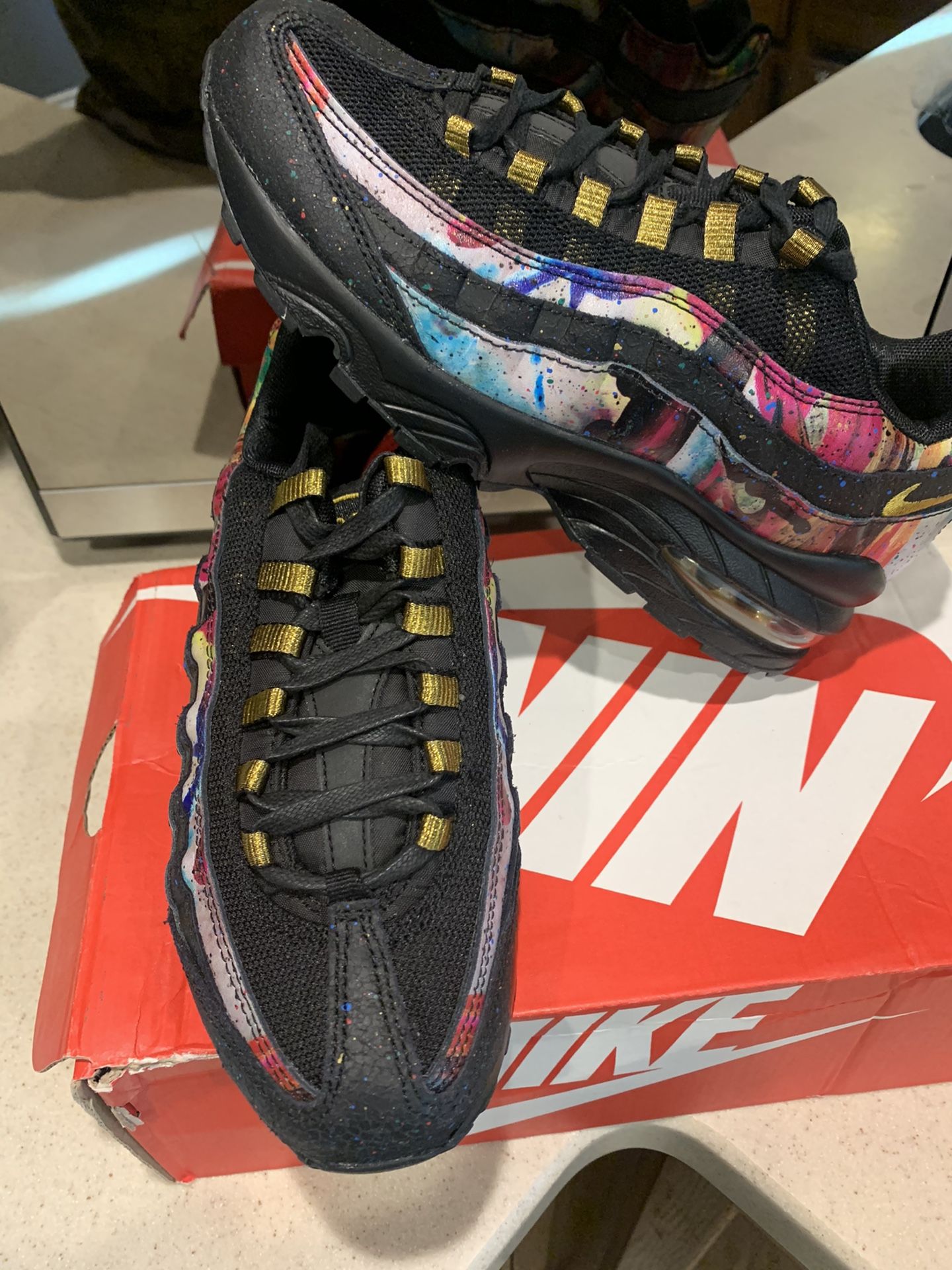 Nike Air Max 95 GS SZ 4Y