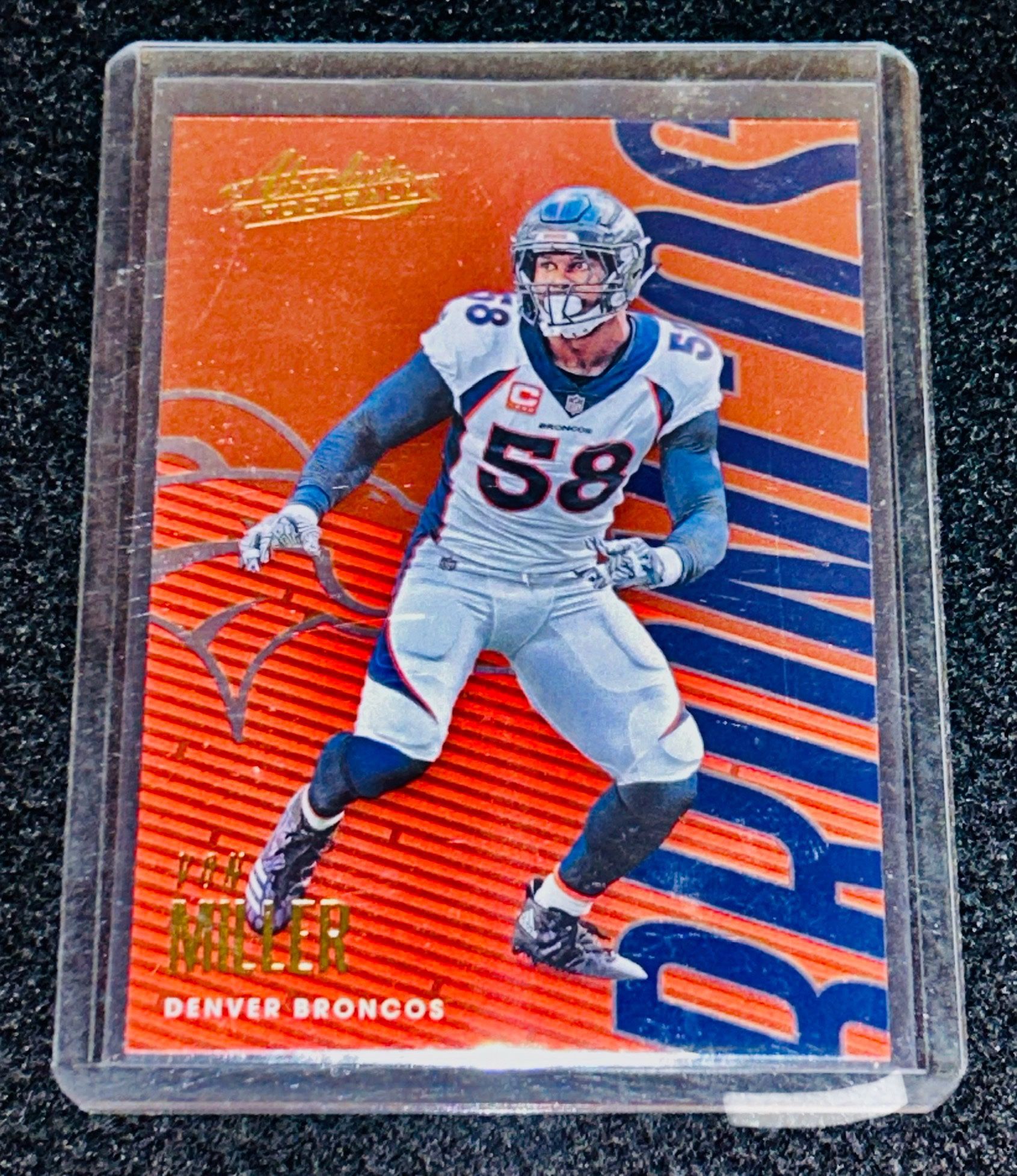 Von Miller Spectrum Red 2018 Panini Absolute