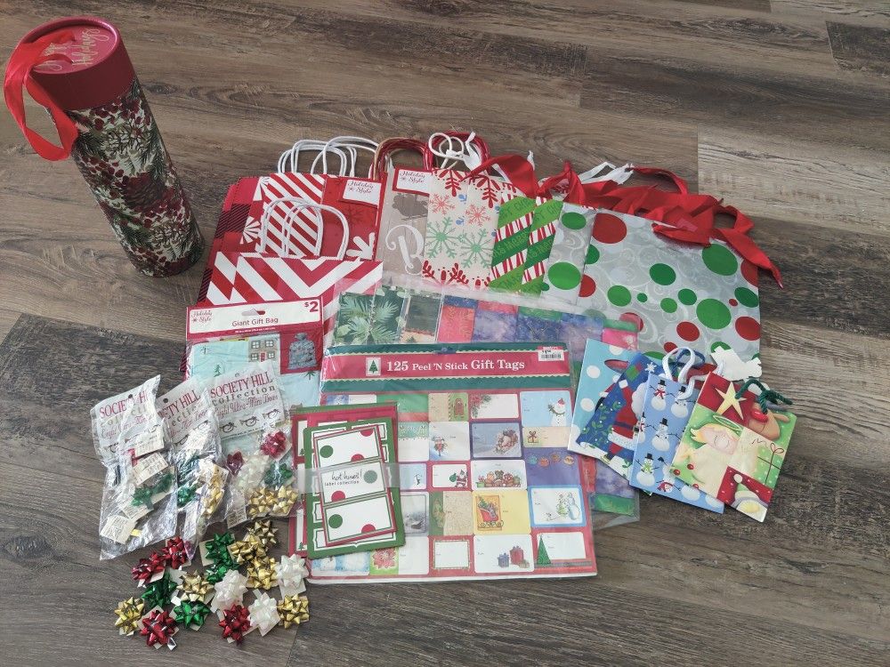 Christmas Wrapping/Bags lot