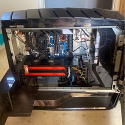 gaming computer 