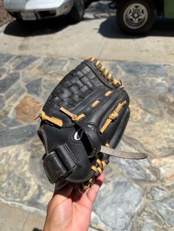 Rawlings softball glove sized 11 1/2