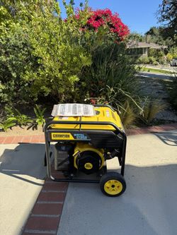 Portable Generator - Champion 6250-Watt/5000-Watt Gasoline Powered