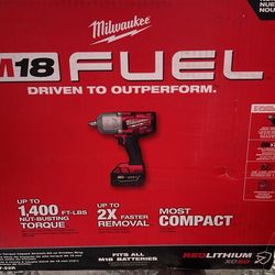 Milwaukee 2767-22R Fuel High Torque 1/2" Impact Wrench w/Friction Ring Kit