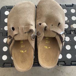 Big Kid Birkenstock Boston Clogs