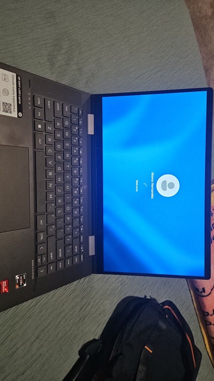 HP - Envy 2-in-1 15.6 Touchscreen Laptop Nightfall Black