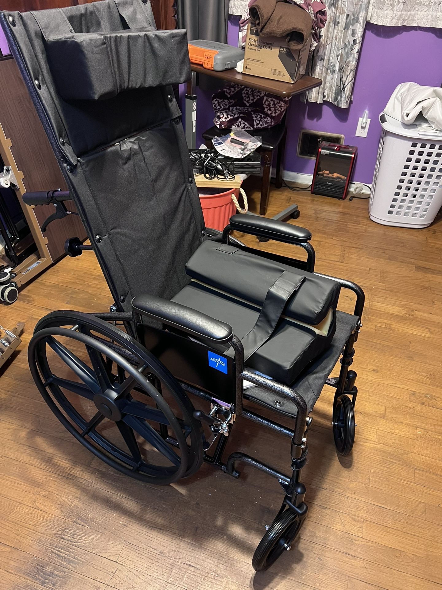 Brand New, Never Used Medline Reclining Wheelchair