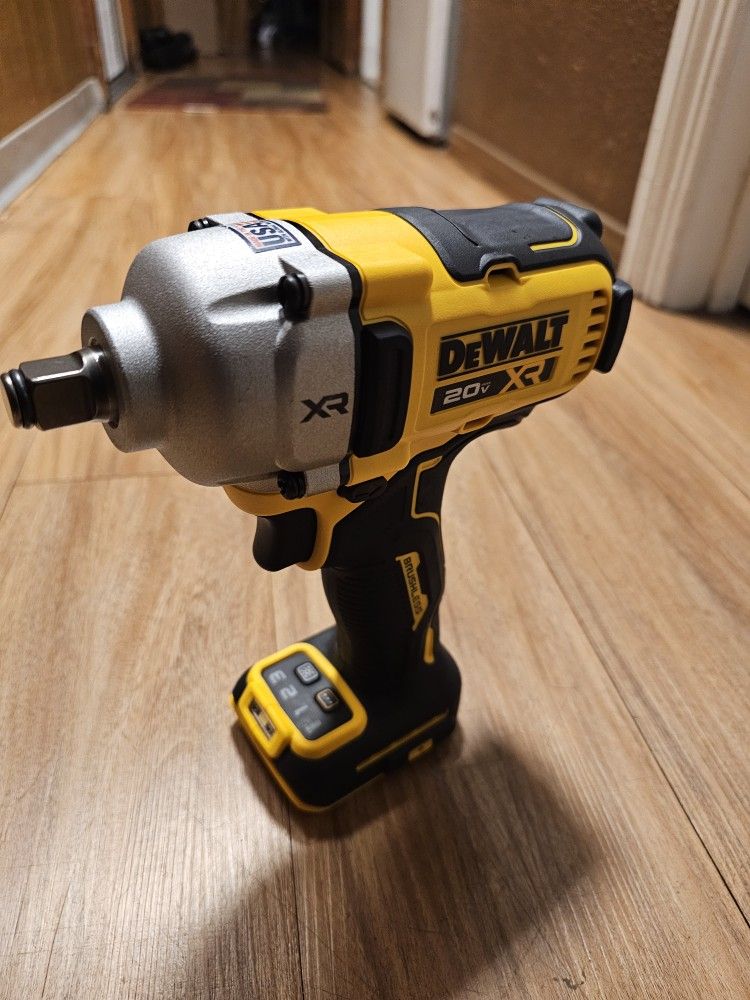 DEWALT 20VMAX XR BRUSHLESS MOTOR-1/2- BRUSHLESS-MID RANGE IMPACT BRAND NEW TOOL ONLY 