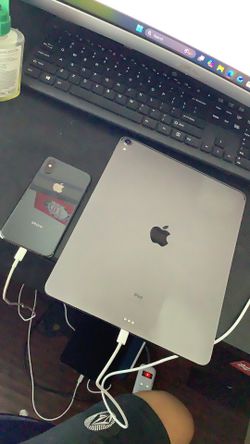 iPad & iPhone