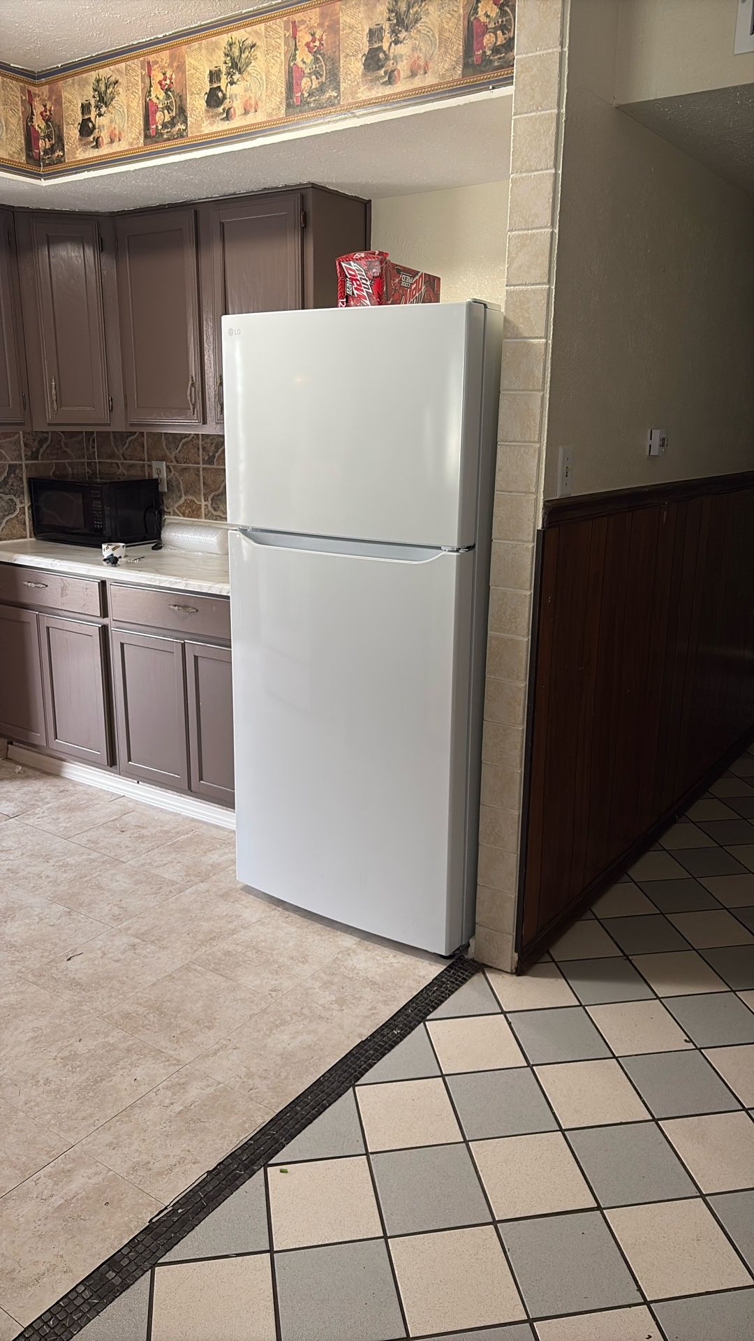 Refrigerator