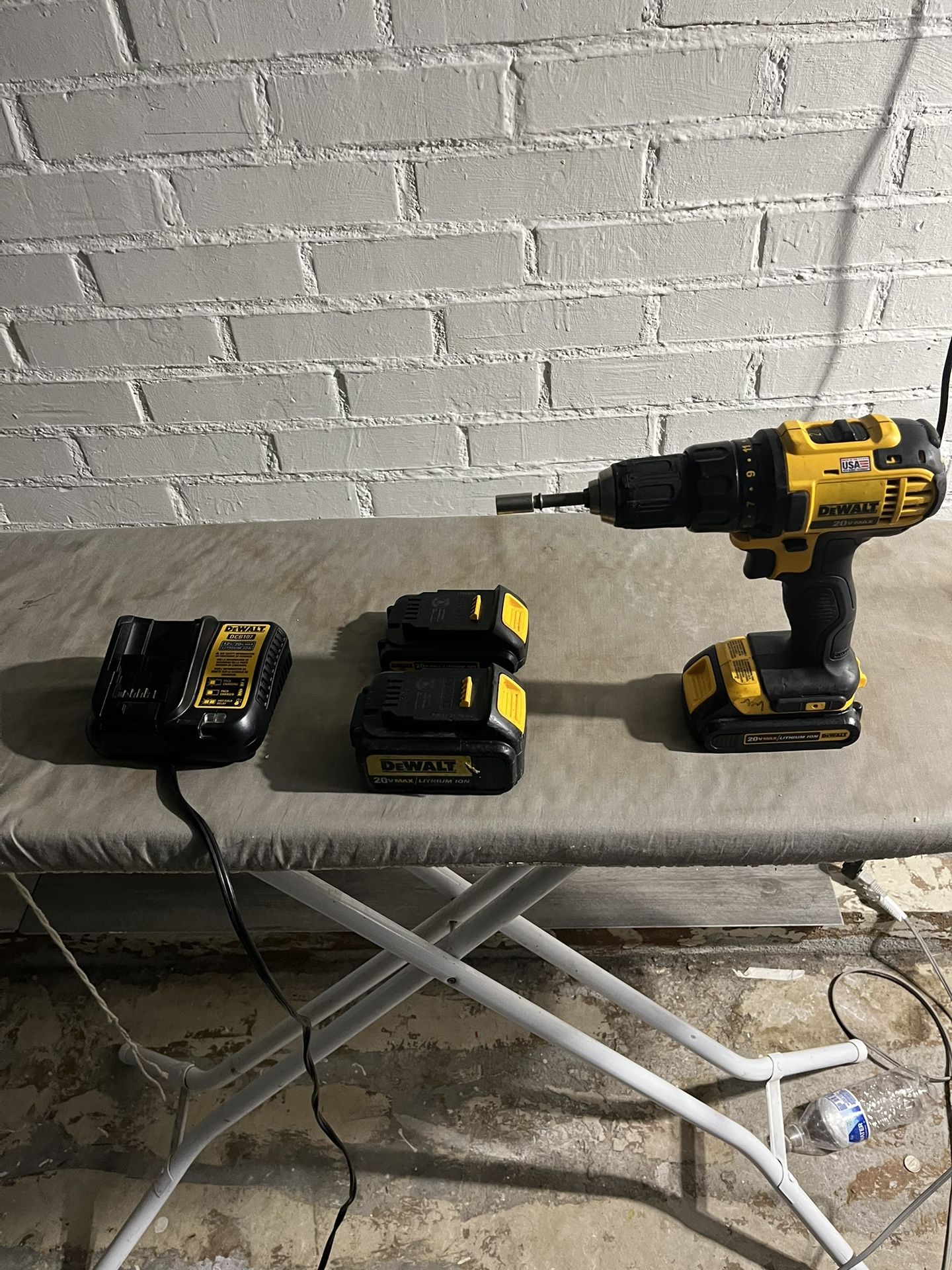 Dewalt 20max Drill Set