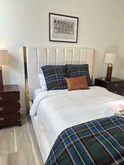 queen bed for sale
