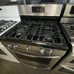 Frigidaire Stove 