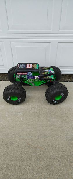 Grave Digger RC Monster Truck