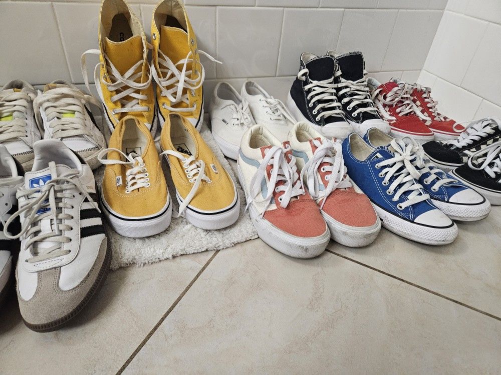 Womens Size 7.5 Shoes