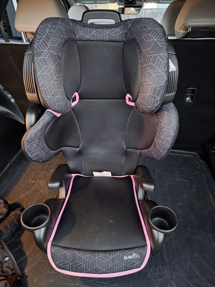 Evenflo Gotime LX Booster Car Seat