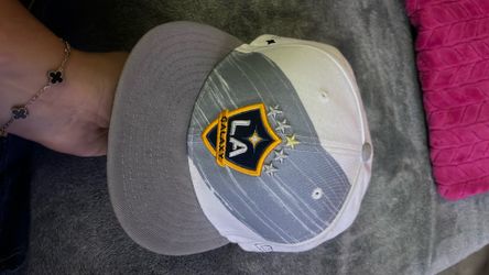 LA galaxy hat