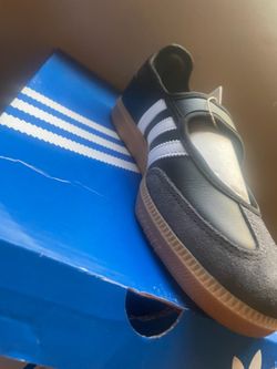 Adidas shoes BRAND NEW NEVER WORN